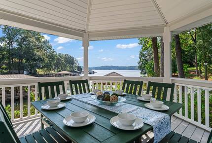 Expansive Lakefront Retreat with Private Beach and Dock - Mooresville, North Carolina