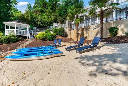 Expansive Lakefront Retreat with Private Beach and Dock - Mooresville, North Carolina