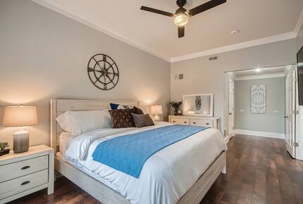 Expansive Lakefront Retreat with Private Beach and Dock - Mooresville, North Carolina