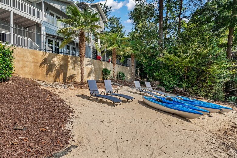 Expansive Lakefront Retreat with Private Beach and Dock - Mooresville, North Carolina