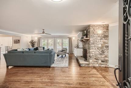 Expansive Lakefront Retreat with Private Beach and Dock - Mooresville, North Carolina