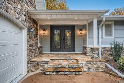 Expansive Lakefront Retreat with Private Beach and Dock - Mooresville, North Carolina