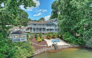 Expansive Lakefront Retreat with Private Beach and Dock - Mooresville, North Carolina