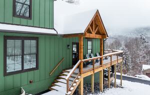 Elegant Escape with Hot Tub, Game Lounge & Theater - Massanutten, Virginia