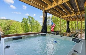 Elegant Escape with Hot Tub, Game Lounge & Theater - Massanutten, Virginia