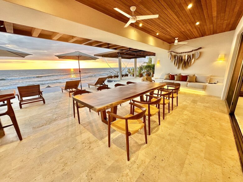 Surfside Elegance on Playa La Saladita - La Saladita, Mexico