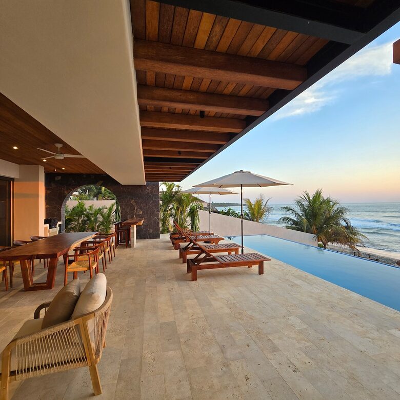 Surfside Elegance on Playa La Saladita - La Saladita, Mexico