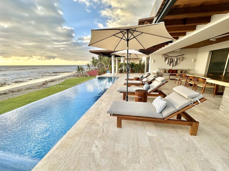 Surfside Elegance on Playa La Saladita - La Saladita, Mexico