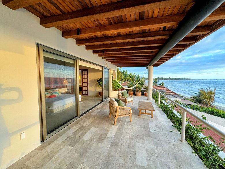 Surfside Elegance on Playa La Saladita - La Saladita, Mexico