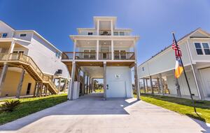 Terramar Water View Retreat - Galveston, Texas