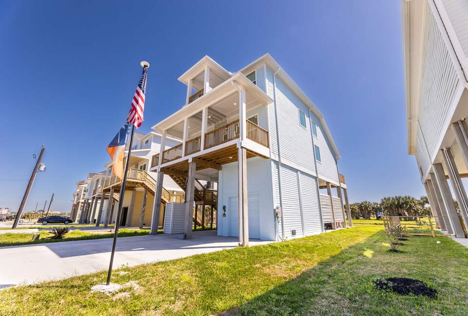 Terramar Water View Retreat - Galveston, Texas