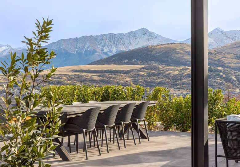Designer Home with Pool, Sauna & Panoramic Views - Queenstown, New Zealand