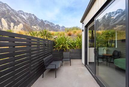 Designer Home with Pool, Sauna & Panoramic Views - Queenstown, New Zealand