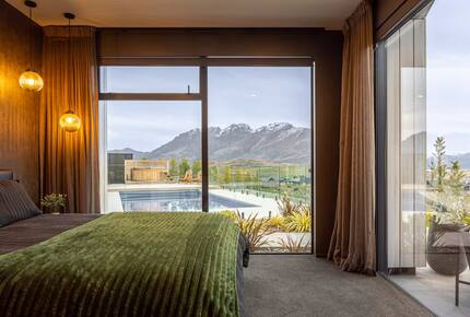 Designer Home with Pool, Sauna & Panoramic Views - Queenstown, New Zealand