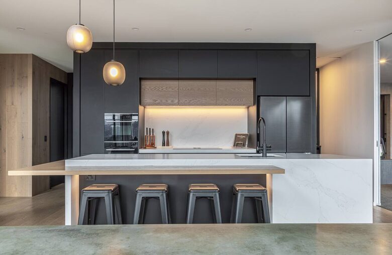 Designer Home with Pool, Sauna & Panoramic Views - Queenstown, New Zealand