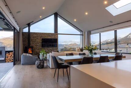Designer Home with Pool, Sauna & Panoramic Views - Queenstown, New Zealand
