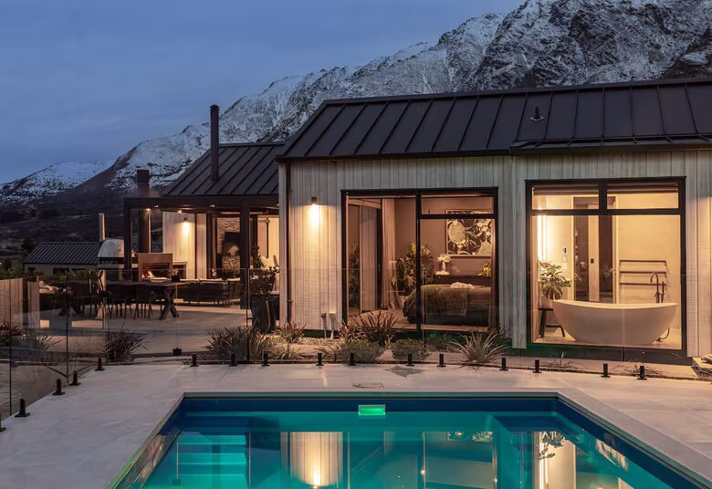 Designer Home with Pool, Sauna & Panoramic Views - Queenstown, New Zealand