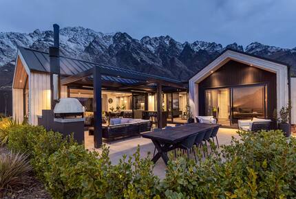 Designer Home with Pool, Sauna & Panoramic Views - Queenstown, New Zealand