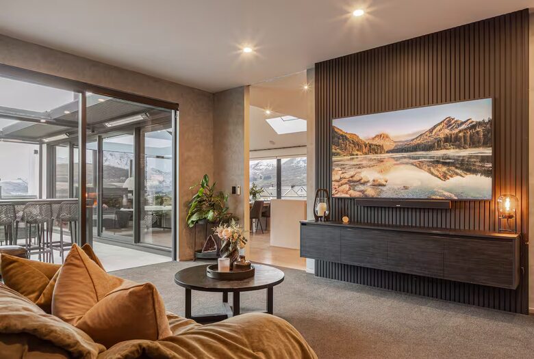 Designer Home with Pool, Sauna & Panoramic Views - Queenstown, New Zealand