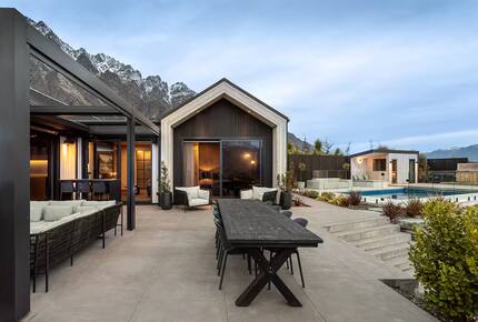 Designer Home with Pool, Sauna & Panoramic Views - Queenstown, New Zealand
