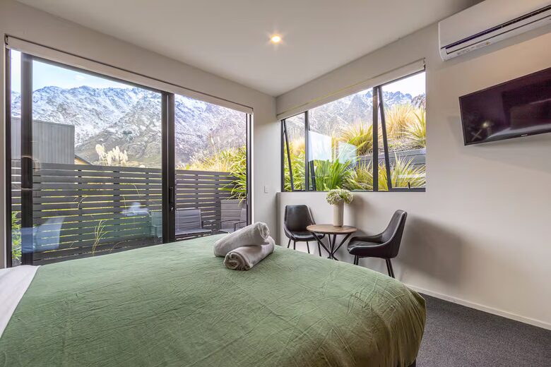 Designer Home with Pool, Sauna & Panoramic Views - Queenstown, New Zealand