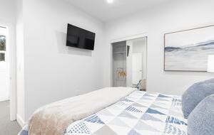 Elegant Alpine Escape in the Heart of Mammoth - Mammoth Lakes, California