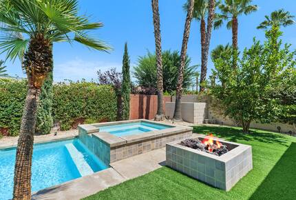 Charming Palm Springs Retreat with Outdoor Living and Hot Tub - Cathedral City, California