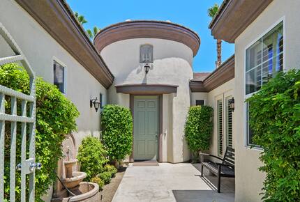 Charming Palm Springs Retreat with Outdoor Living and Hot Tub - Cathedral City, California