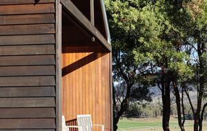 Hillside Retreat Among a Premier Tasmanian Olive Grove - Kellevie, Australia