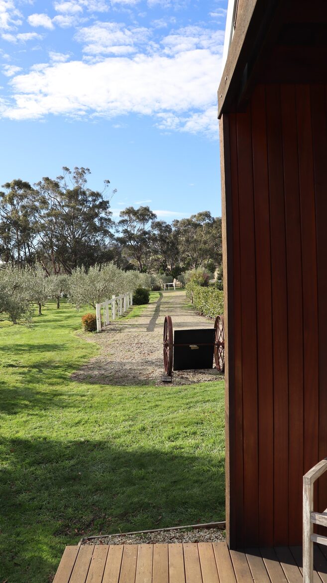 Hillside Retreat Among a Premier Tasmanian Olive Grove - Kellevie, Australia