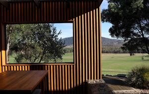 Hillside Retreat Among a Premier Tasmanian Olive Grove - Kellevie, Australia
