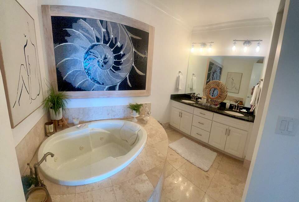 Graceful Gulf-View Escape with Resort Amenities - Santa Rosa Beach, Florida