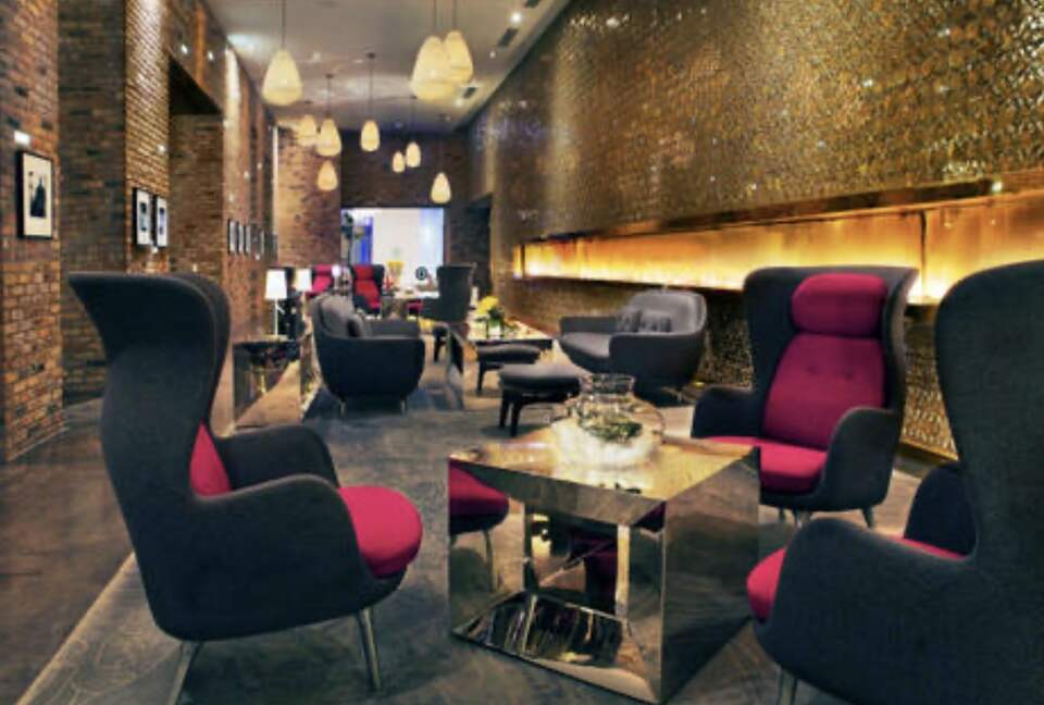 Panoramic Living in the Heart of Chicago - Chicago, Illinois