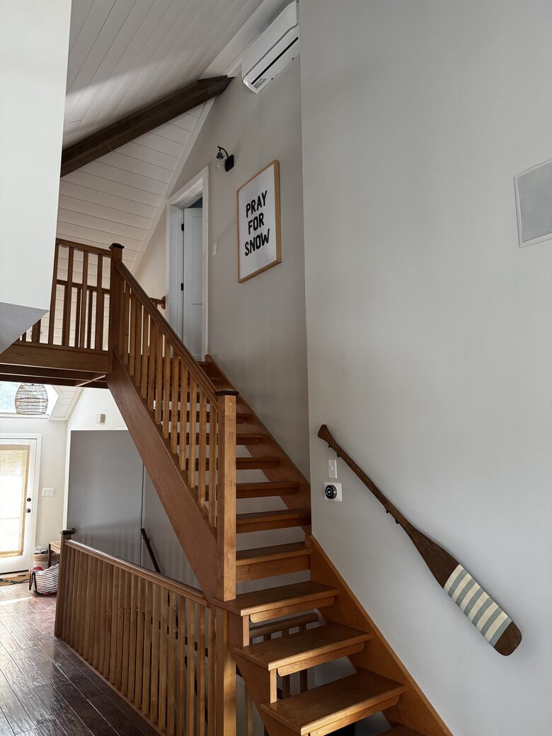 A Four-Season Escape Overlooking Lake Sunapee - Sunapee, New Hampshire