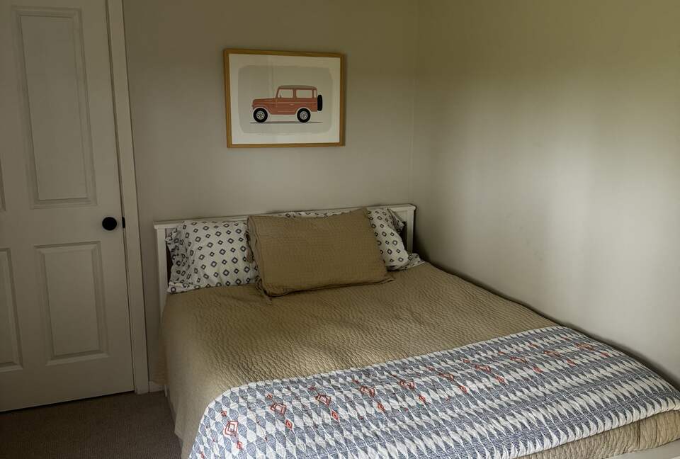 Queen Bedroom #3