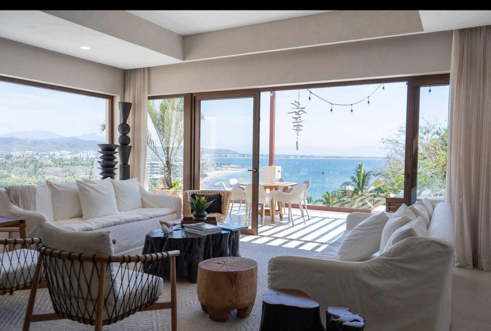 Luxurious Penthouse Retreat with Panoramic Marina Views - La Cruz de Huanacaxtle, Nayarit, Mexico