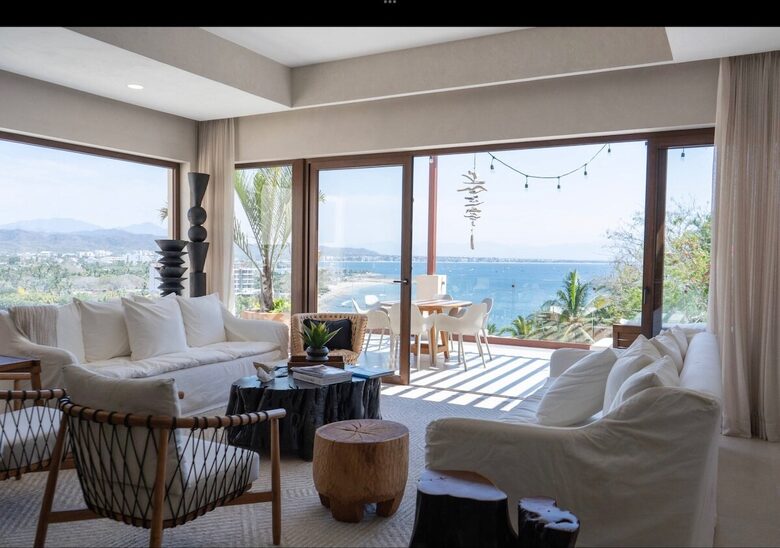 Luxurious Penthouse Retreat with Panoramic Marina Views - La Cruz de Huanacaxtle, Nayarit, Mexico