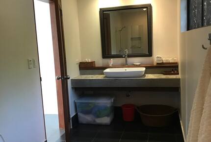 Coastal Comfort with Panoramic Views - Cebu, Philippines