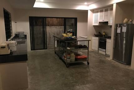 Coastal Comfort with Panoramic Views - Cebu, Philippines