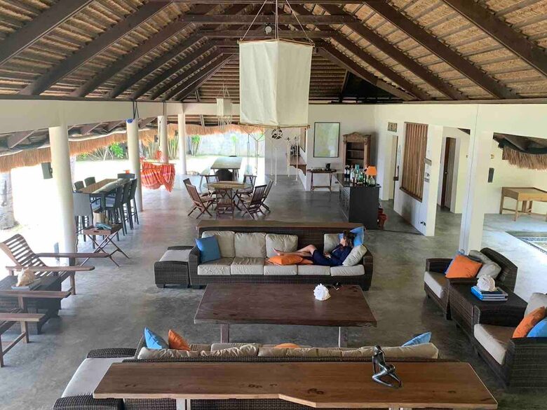 Coastal Comfort with Panoramic Views - Cebu, Philippines