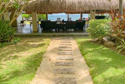 Coastal Comfort with Panoramic Views - Cebu, Philippines