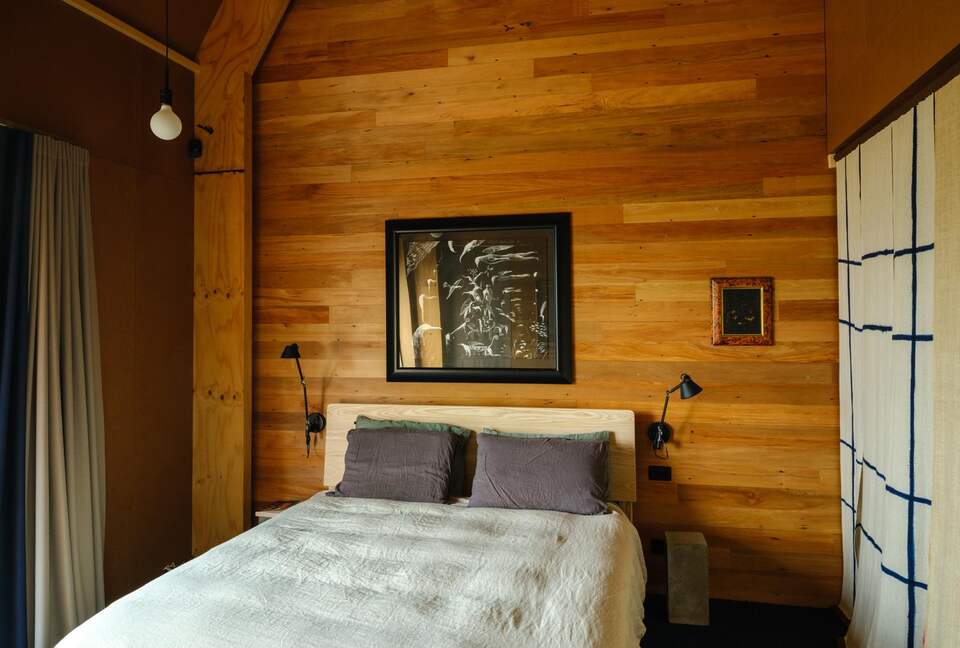 A Bohemian Barn Retreat in Coastal Kapiti - Te Horo, New Zealand