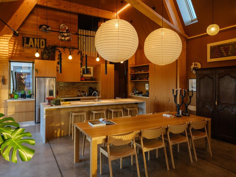 A Bohemian Barn Retreat in Coastal Kapiti - Te Horo, New Zealand