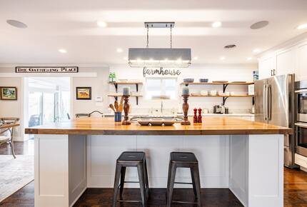 Elevated Mountain Escape Near The Broadmoor - Colorado Springs, Colorado