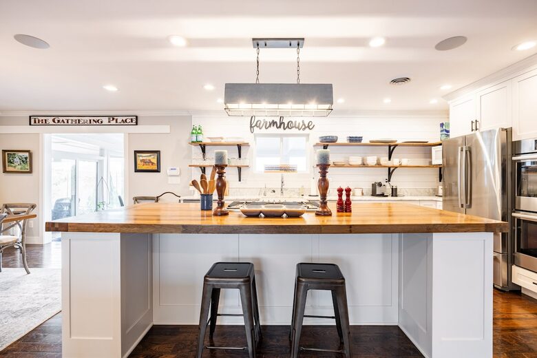 Elevated Mountain Escape Near The Broadmoor - Colorado Springs, Colorado