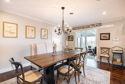 Elevated Mountain Escape Near The Broadmoor - Colorado Springs, Colorado