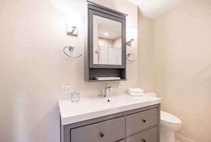 Elevated Mountain Escape Near The Broadmoor - Colorado Springs, Colorado