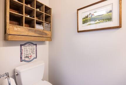 Elevated Mountain Escape Near The Broadmoor - Colorado Springs, Colorado