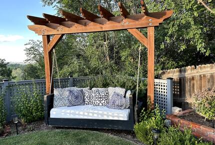 Elevated Mountain Escape Near The Broadmoor - Colorado Springs, Colorado