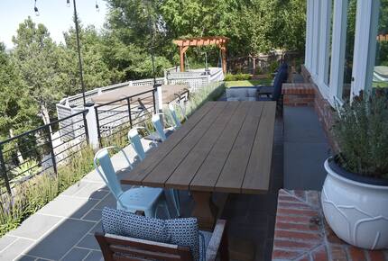 Elevated Mountain Escape Near The Broadmoor - Colorado Springs, Colorado